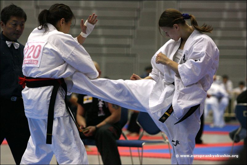 Kimura (Japan) vs<br>Vorobiova (Russia)
