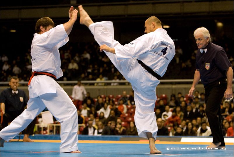 Piotr Banasik<br>(Poland)