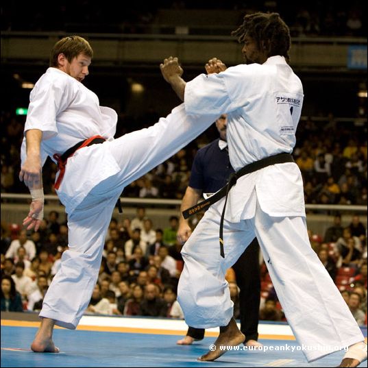 Shevnin (Russia) vs<br>Texeira (Brazil)