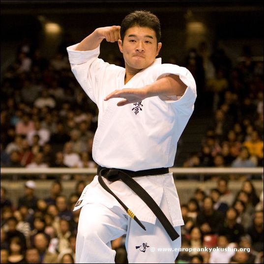 World Champion<br>Hitoshi Kiyama
