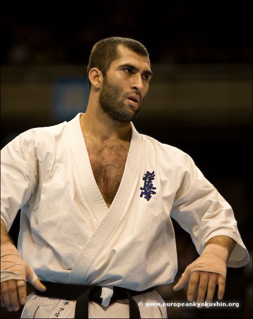 Lechi Kurbanov