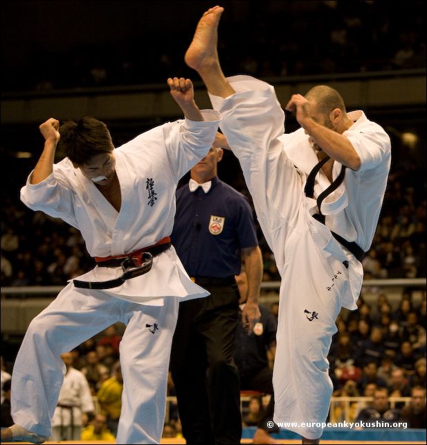 Hovhannisian<br>kakato-otoshi-geri