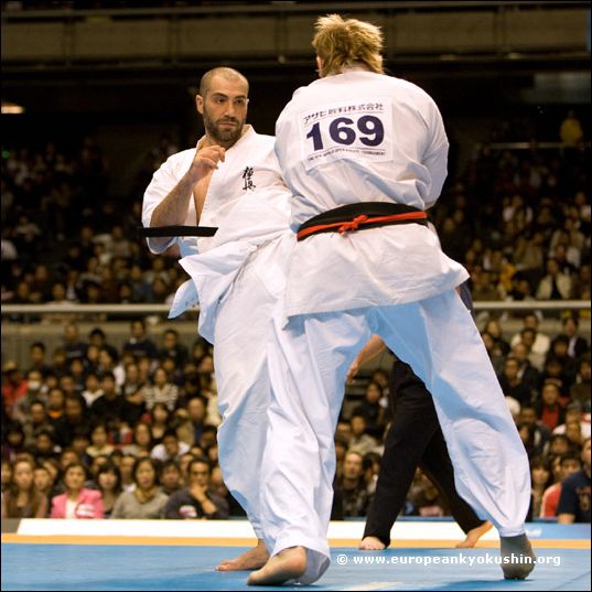 Hovhannisian:<br>mika-tsuki-geri<br>Ippon