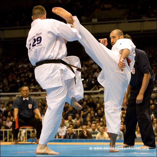 Hovhannisian<br>jodan-mawashi-geri