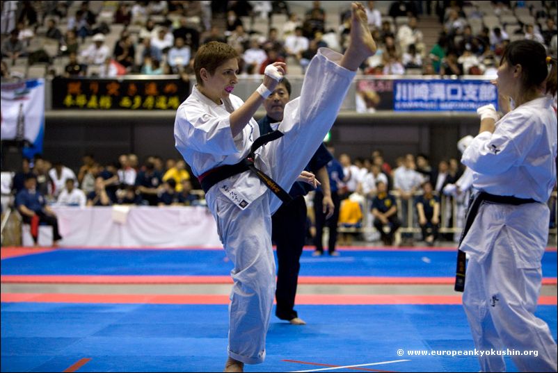 Ubaysi (France) vs<br>Tasaki (Japan)
