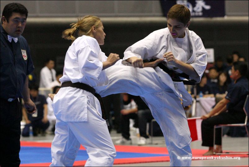 Smit (South Africa)<br>vs Ubaysi (France)