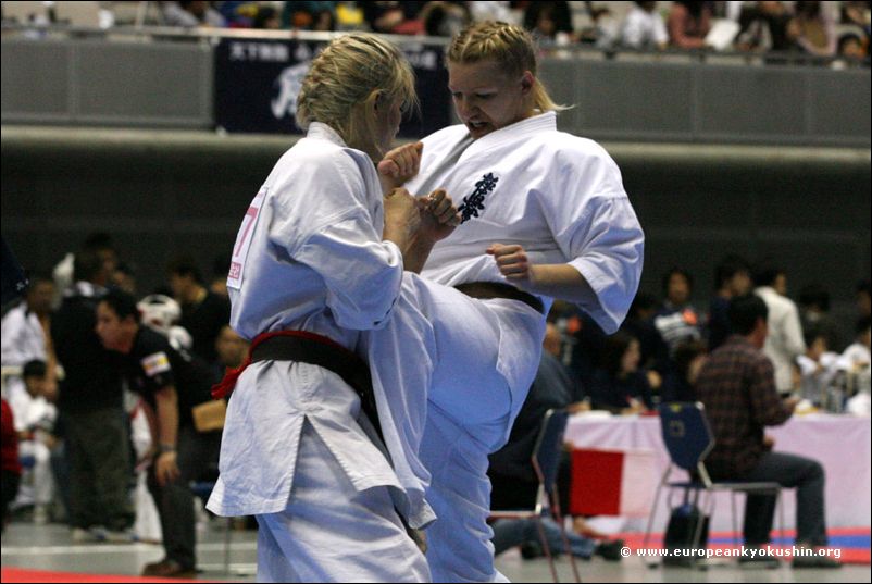 Anna Kaczynska<br>hiza-geri