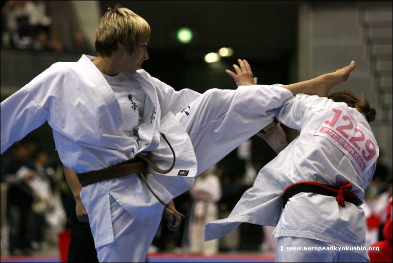 Dobroslawa Soltysik<br>kakato-otoshi-geri
