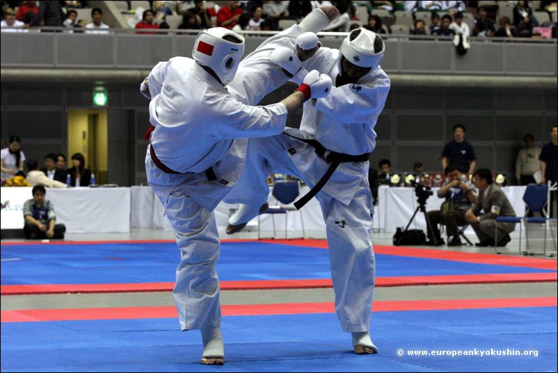 jodan-mawashi-geri
