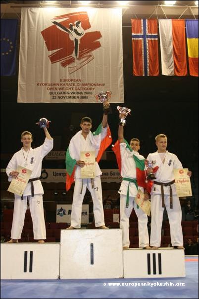 Junior category<br>Boys -75kg