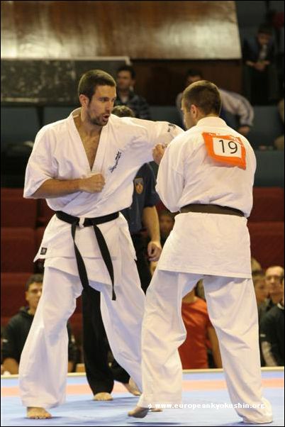 Estensoro - Spain<br>vs Nikolov - Bulgaria