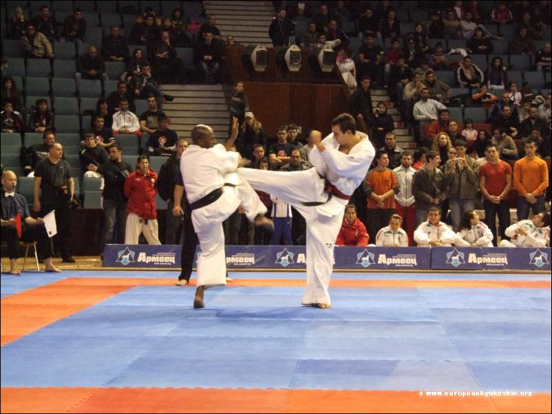 Victor Teixeira vs<br>Petar Martinov