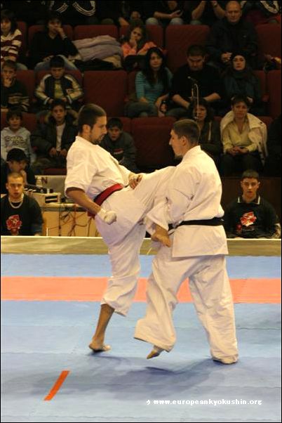 Semi-final<br>Estensoro vs Gogonel